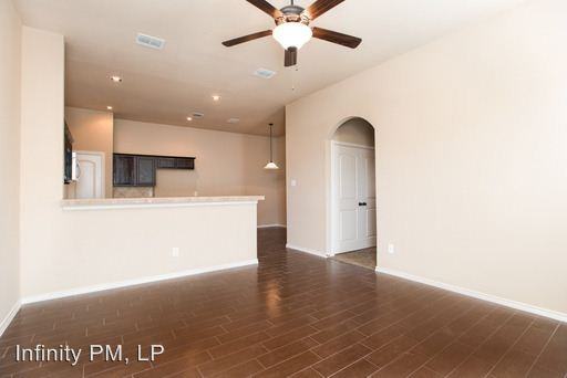 3727 Vista Cove Dr. - Photo 2 of 8