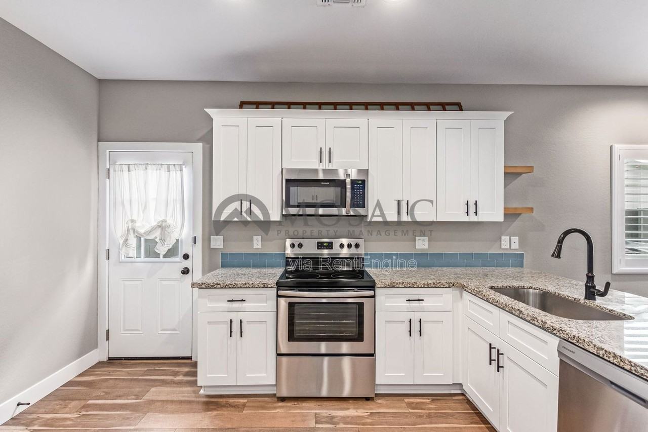 5009 South 11th Place - Photo 7 of 23