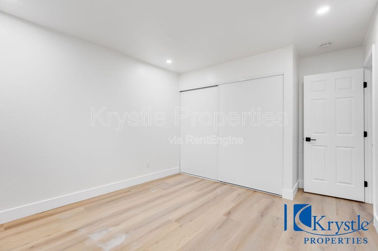 455 E L St - Photo 6 of 28