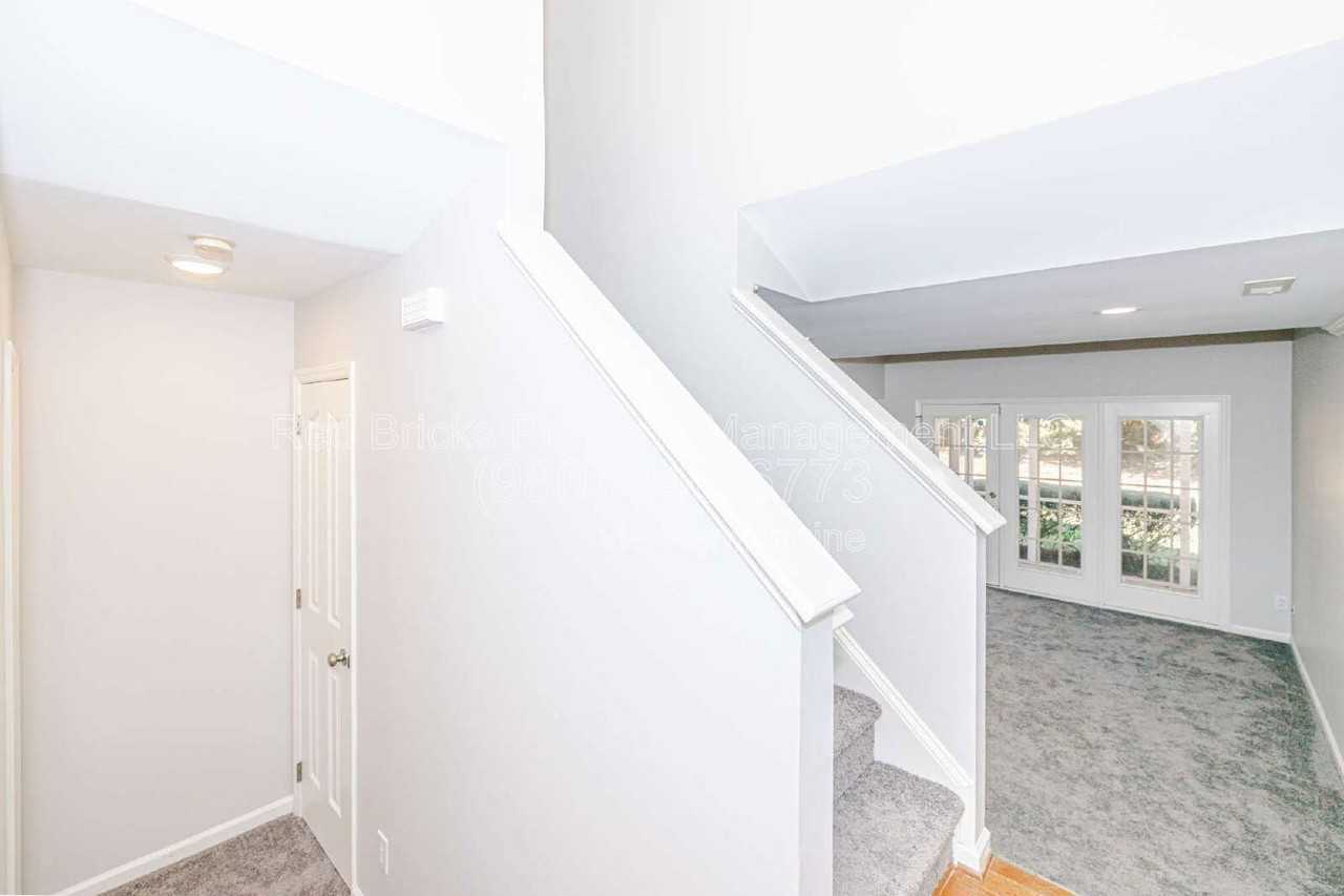 4709 Morning Dew Ct - Photo 6 of 42