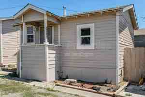 featured image of 218 Idora Ave #B