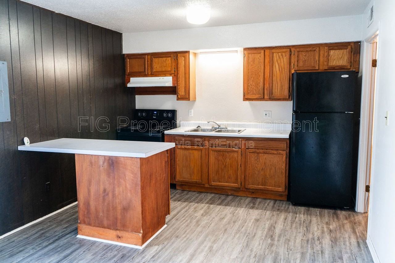 3104 E Gov John Sevier Highway #18 - Photo 5 of 17