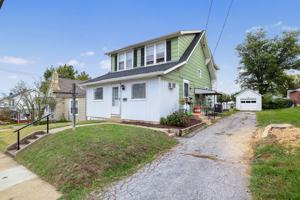 featured image of 21 N Main St