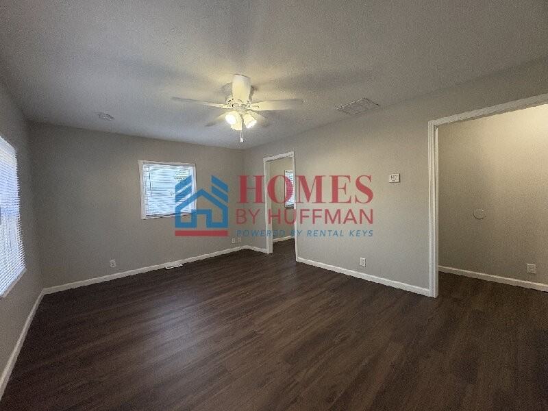 1215 Joan Ave - Photo 3 of 12