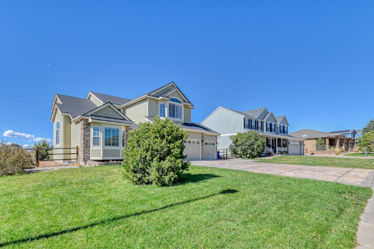 9104 Royal Melbourne Circle - Photo 3 of 50