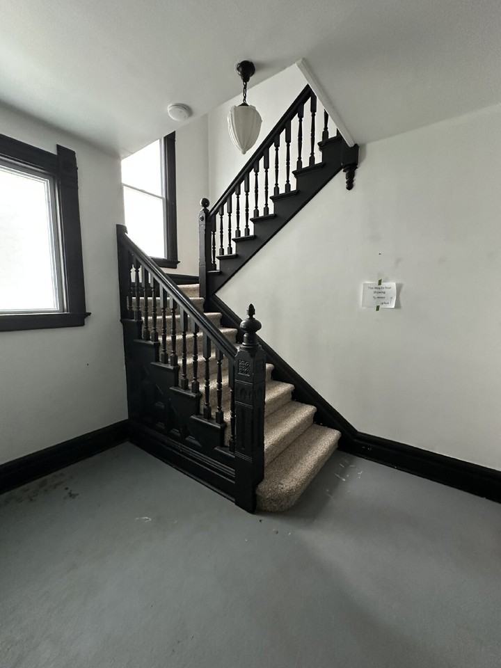 838 East Centerway - Photo 2 of 16