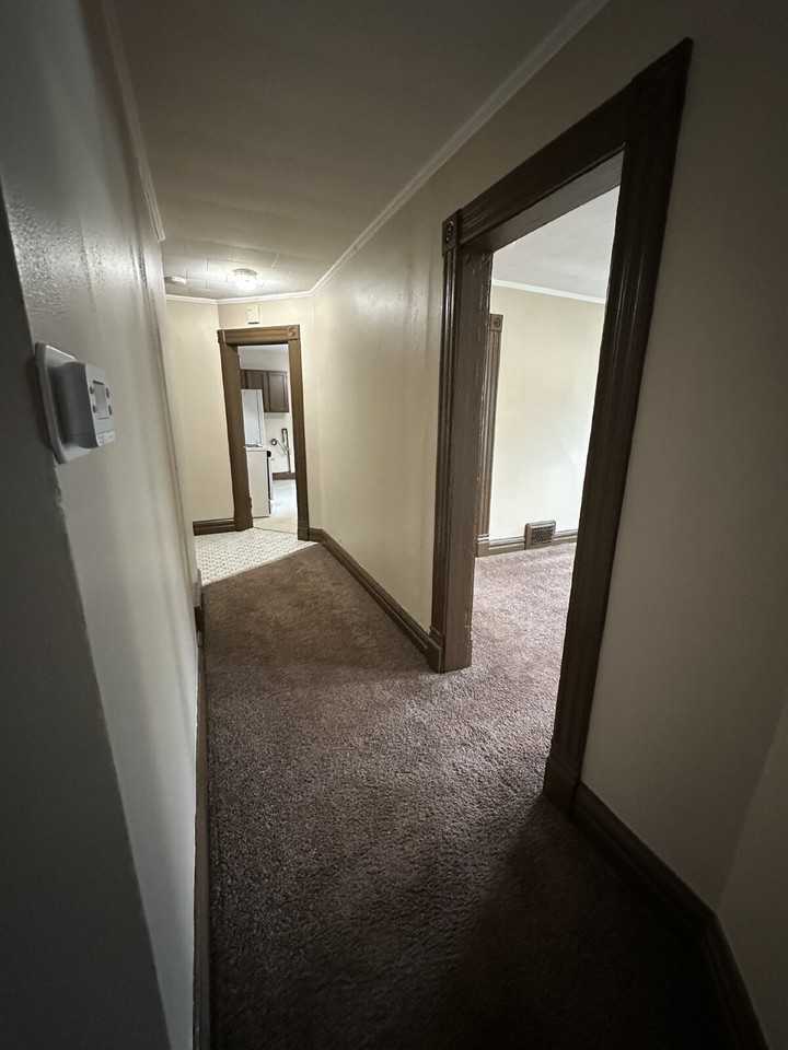 838 East Centerway - Photo 7 of 16