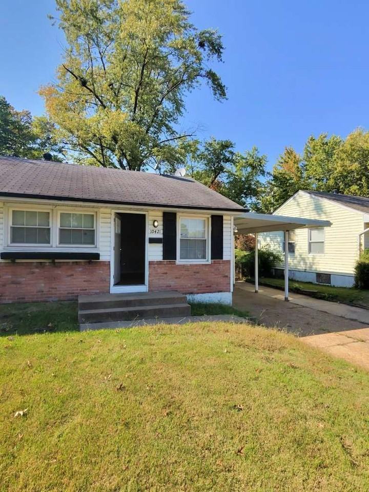 10421 Renfrew Dr - Photo 2 of 27