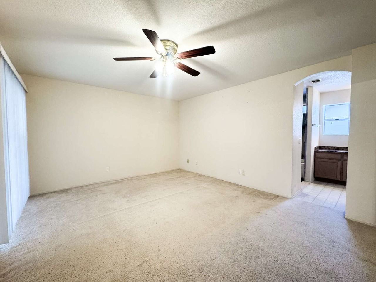 10302 S Del Rico - Photo 3 of 22