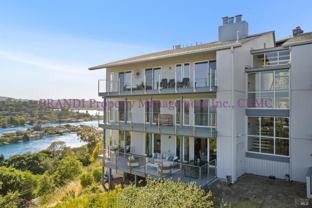 15 Harbor Oak Dr - Photo 1 of 1