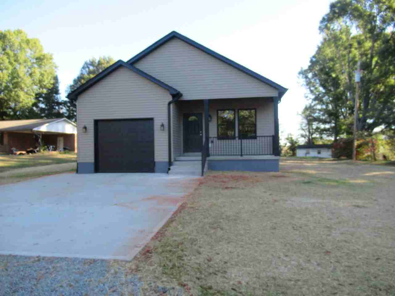 2071 Gladwood Ln - Photo 2 of 22