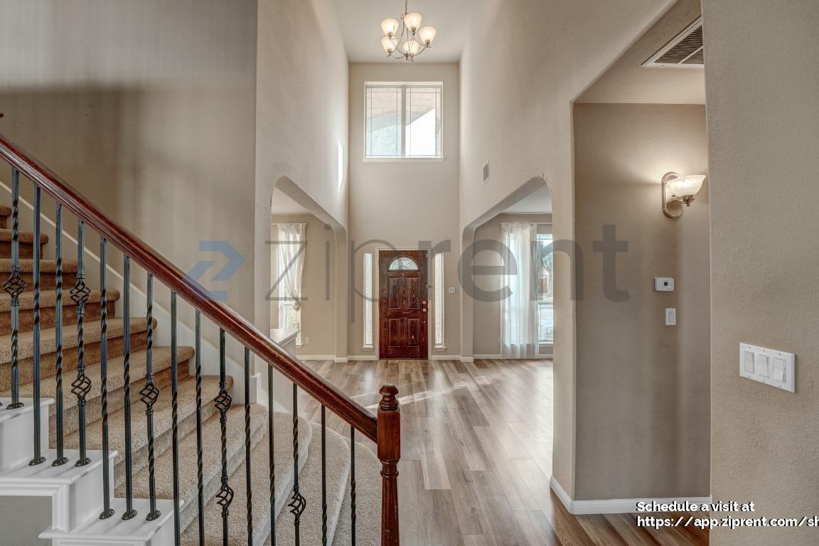 706 Green Vista Court - Photo 2 of 34