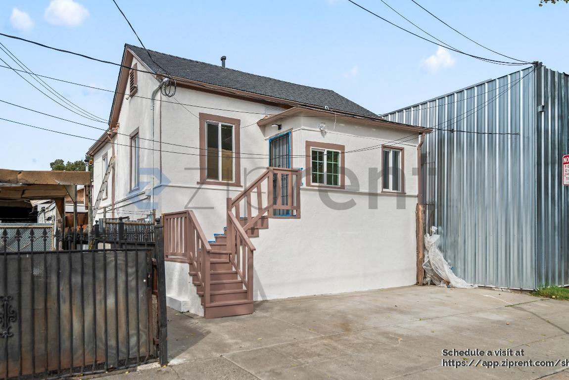 833 36th Ave - Photo 2 of 27