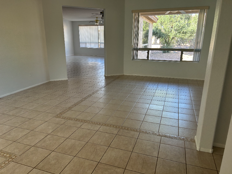 17952 N Peppermill Ln - Photo 2 of 15