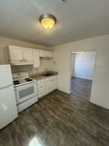 122 E 4th St #4 - Photo 1 of 1