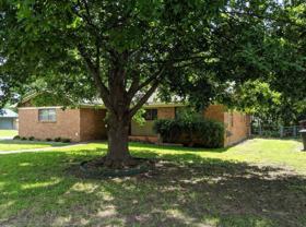 801 Hillside Dr - Photo 1 of 1
