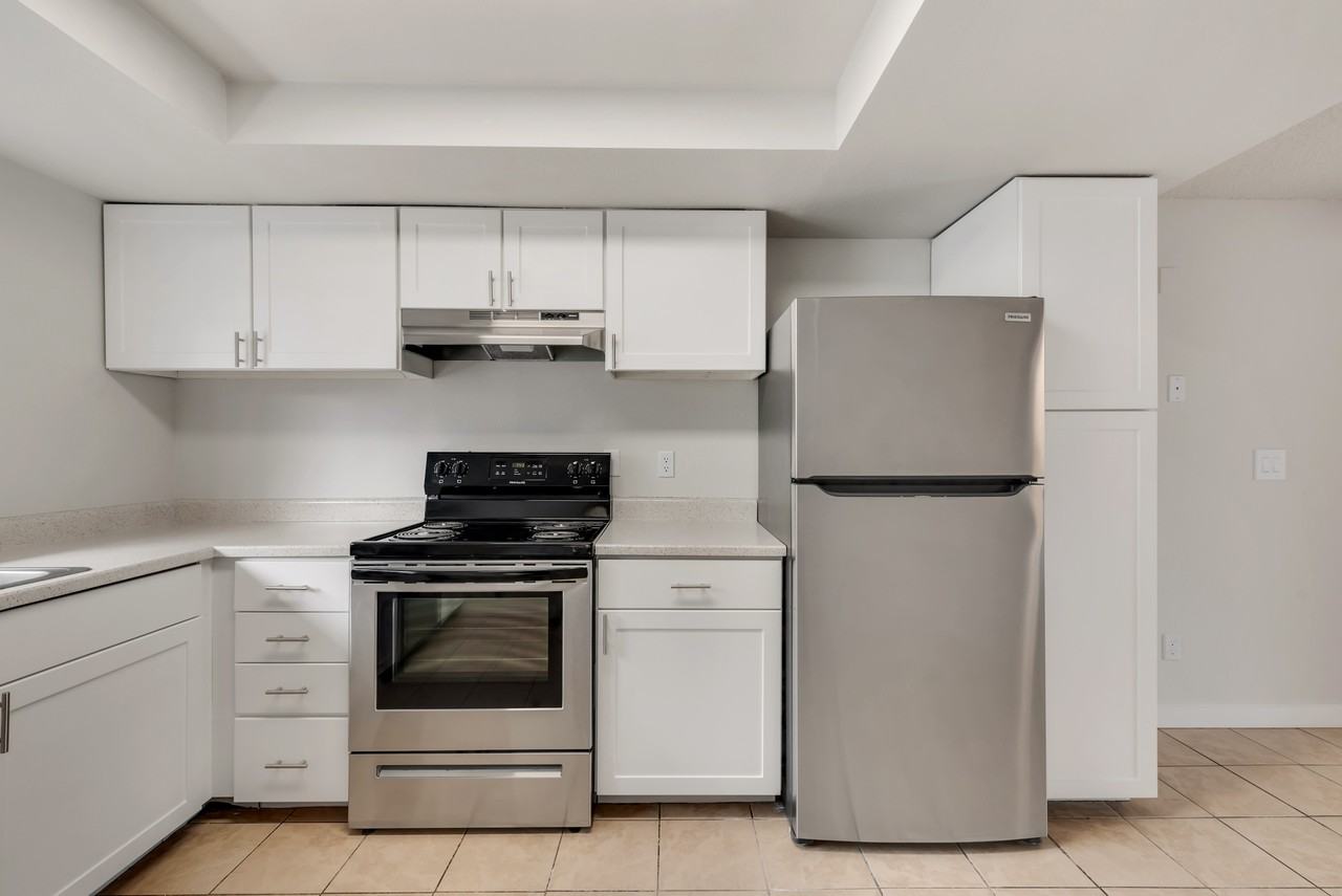 Avon Park - Photo 2 of 55