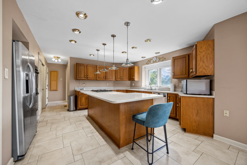 2244 Kehrsglen Ct - Photo 3 of 50