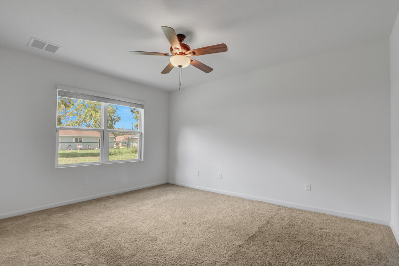 2550 Se Rock Springs Dr - Photo 7 of 21