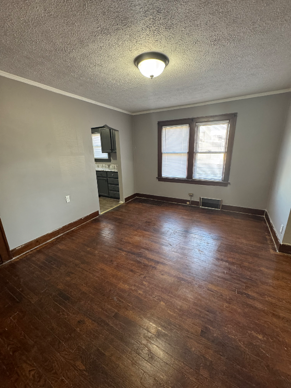 119 W Willow Dr - Photo 4 of 20