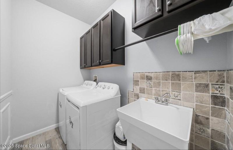 4477 Trovita Cir - Photo 5 of 23