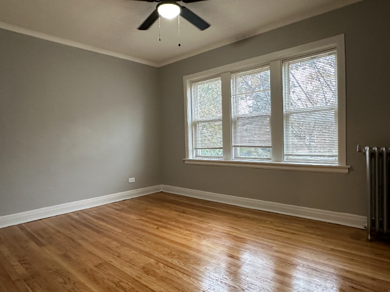 5601 W Wabansia Ave #5605-2 - Photo 4 of 9