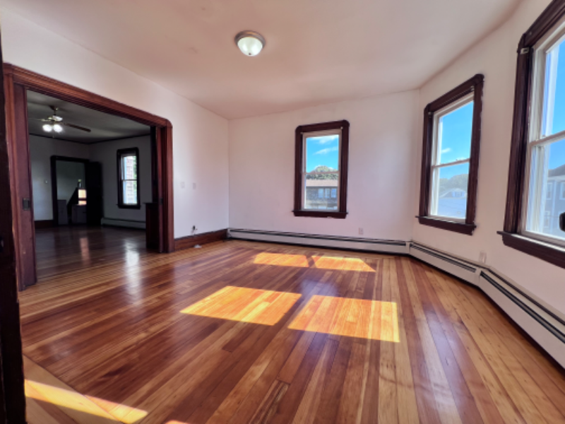 32 Alpine Avenue #3 - Photo 2 of 14