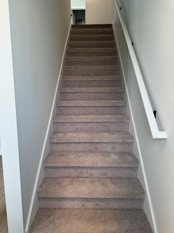 813 Canterbury Ln - Photo 5 of 18