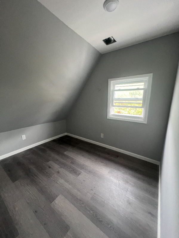 54 9th Avenue #3 - Photo 4 of 5