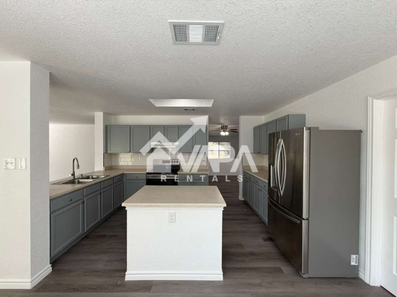 7922 Cherry Glade - Photo 3 of 17