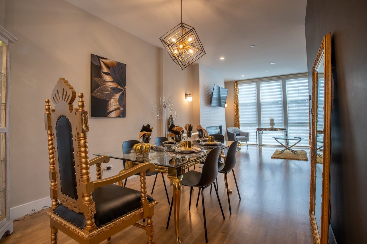 4434 South Drexel Boulevard #D - Photo 2 of 16