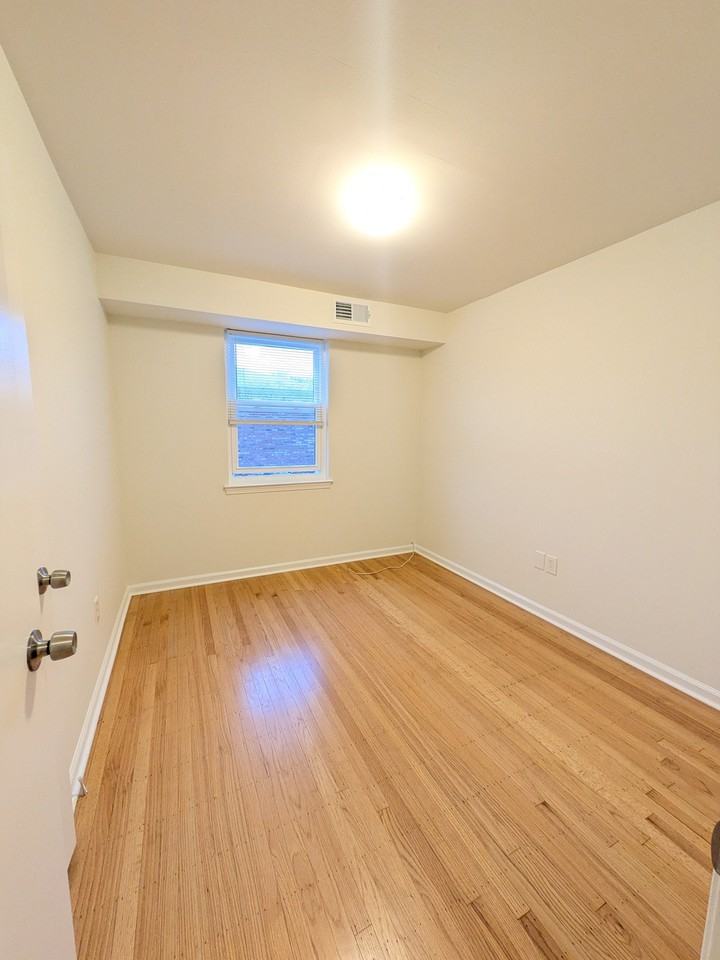 12 Apel Ave #B - Photo 3 of 12