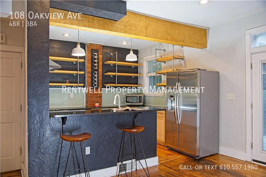 108 Oakview Avenue - Photo 7 of 32