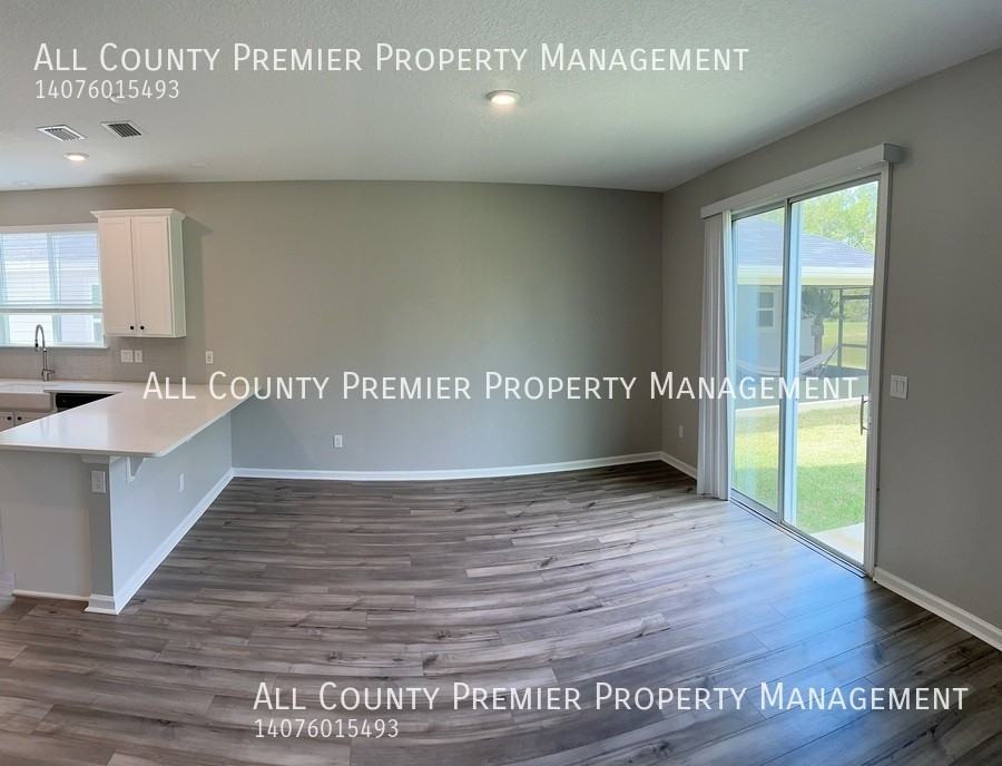 3015 Lucille Ln - Photo 4 of 20