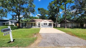 featured image of 223 Sycamore Dr