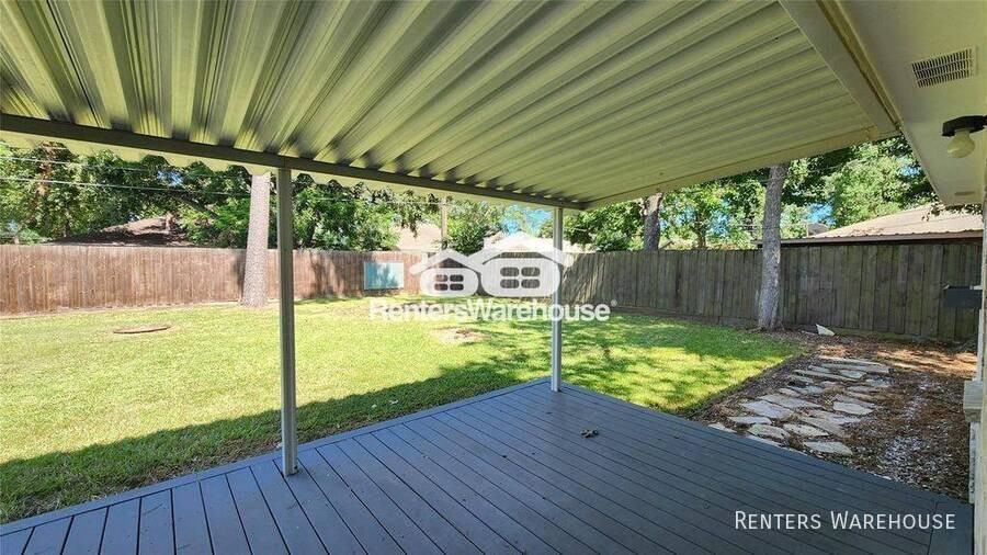 223 Sycamore Dr - Photo 5 of 19