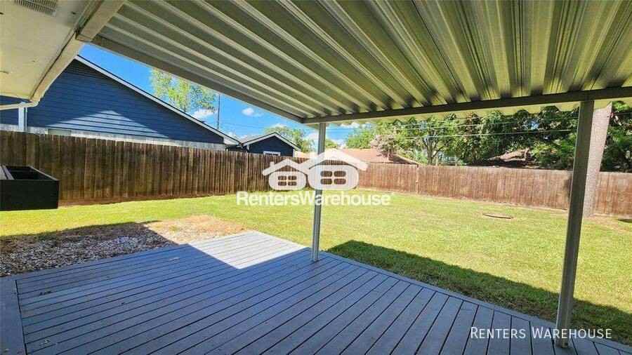 223 Sycamore Dr - Photo 6 of 19