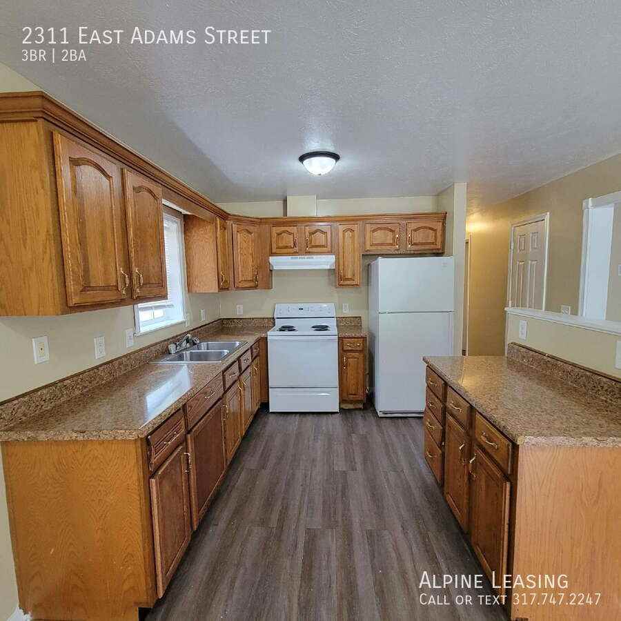 2311 Adams St - Photo 2 of 6
