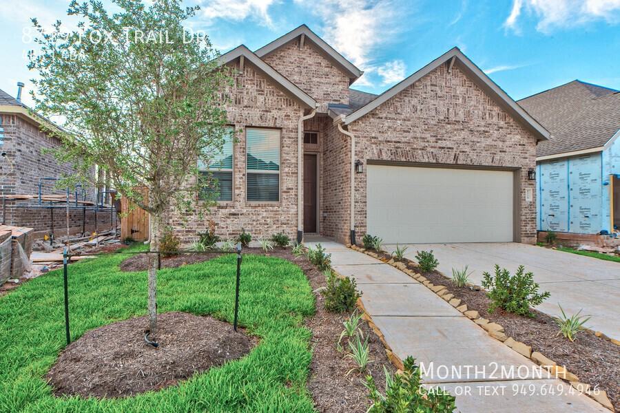 8719 Fox Trail Dr - Photo 3 of 26