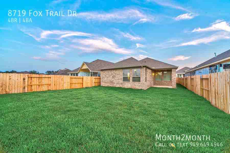 8719 Fox Trail Dr - Photo 4 of 26