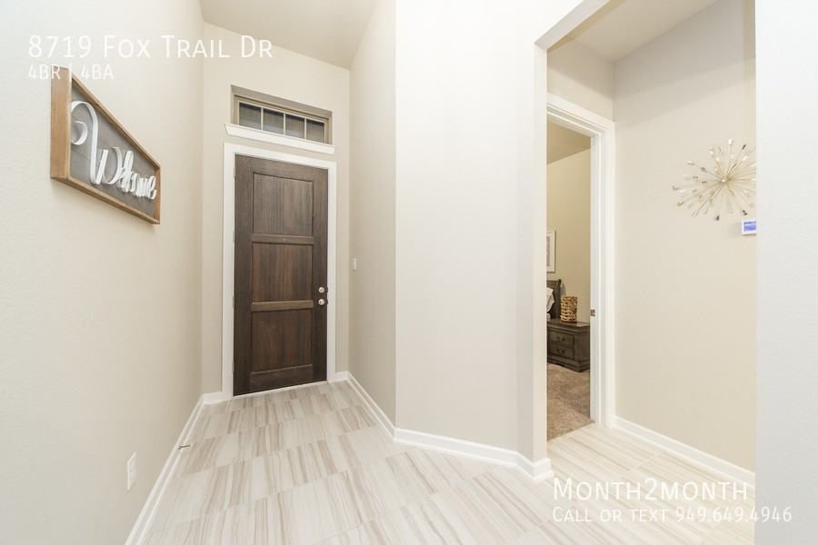 8719 Fox Trail Dr - Photo 6 of 26