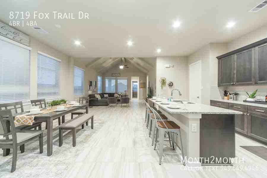 8719 Fox Trail Dr - Photo 7 of 26