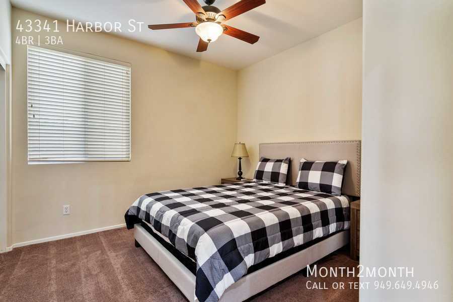 43341 Harbor St - Photo 3 of 30