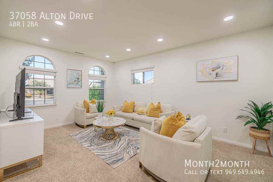 37058 Alton Dr - Photo 5 of 36