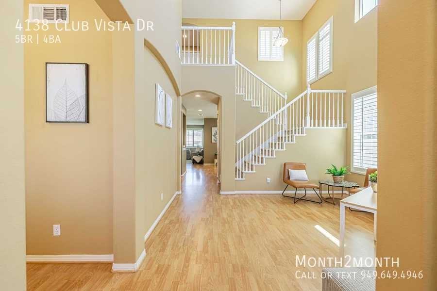 4138 Club Vista Dr - Photo 2 of 36