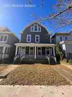 featured image of 1201 Hunter Ave