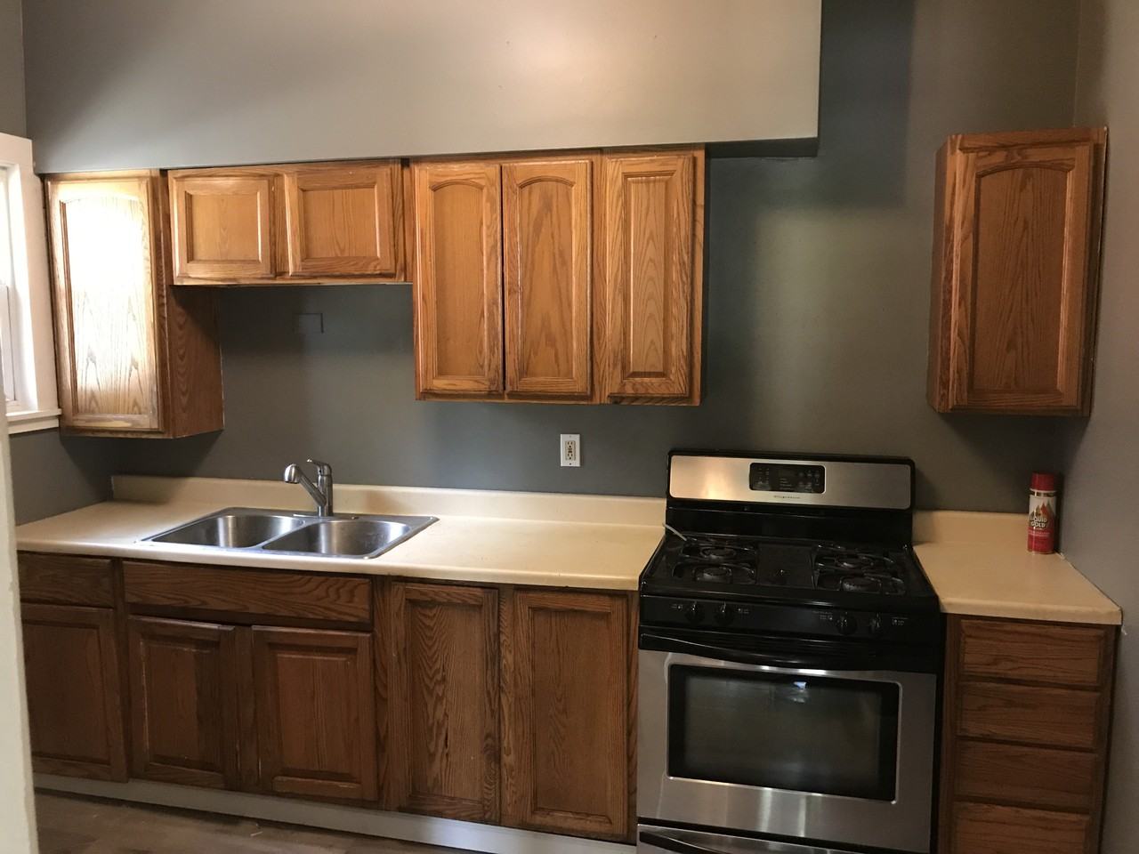 273 Belmont Ave Nw #NA - Photo 2 of 8