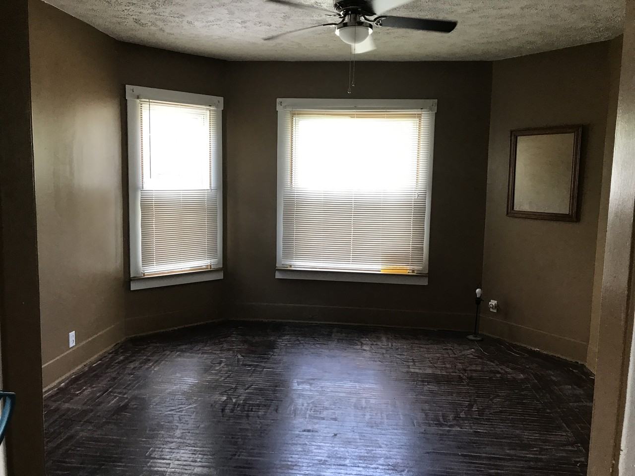 273 Belmont Ave Nw #NA - Photo 3 of 8