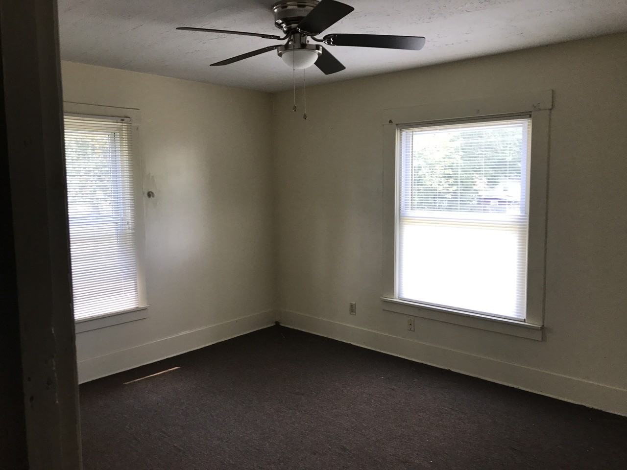 273 Belmont Ave Nw #NA - Photo 4 of 8