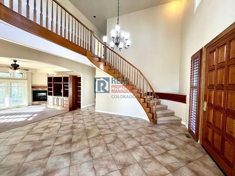 2645 Rossmere St - Photo 2 of 50